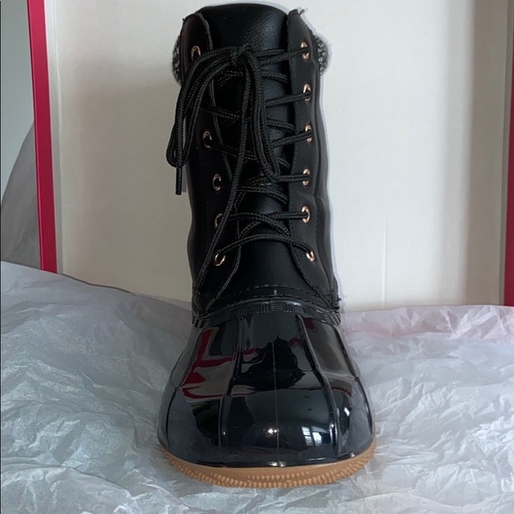 Duck Boots - Picture 2 of 6